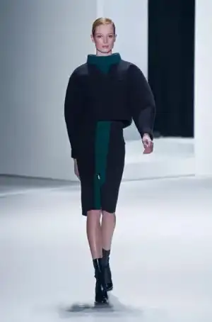 $lacoste_2013_2014_elbise_modelleri_koleksiyonu_defilesi (14).webp