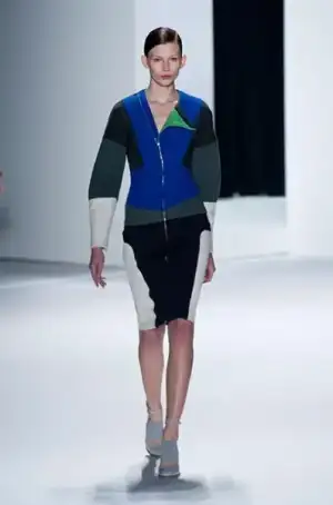 $lacoste_2013_2014_elbise_modelleri_koleksiyonu_defilesi (20).webp