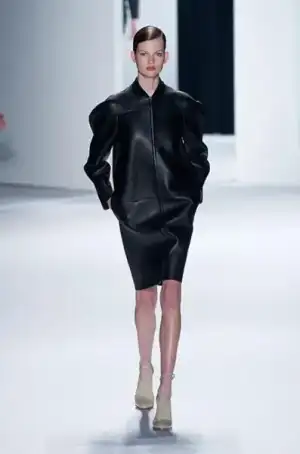 $lacoste_2013_2014_elbise_modelleri_koleksiyonu_defilesi (22).webp