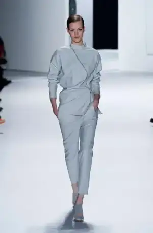 $lacoste_2013_2014_elbise_modelleri_koleksiyonu_defilesi (25).webp