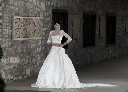 $pierre_cardin-2013_gelinlik_modelleri (8).webp