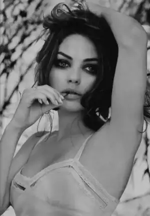 $tumblr_mholegT4H61r5y2f5o1_500.webp