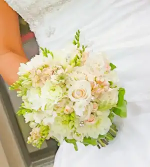 $gelin_buketleri_2013_modelleri_ornekleri (18).webp $gelin_buketleri_2013_modelleri_ornekleri (18).webp