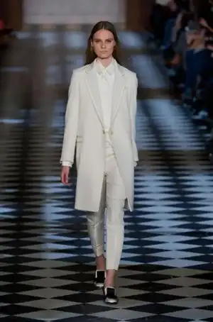 $Tommy_Hilfiger_Sonbahar_K&#305;s_2013_2014_modelleri (46).webp