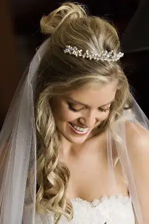 $web2020claridges20tiara.webp