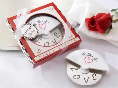 $a_slice_of_love_pizza_kesici_316_800.webp