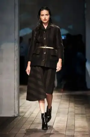 $prada_2013_2014_sonahar_kis_defilesi_modelleri (4).webp