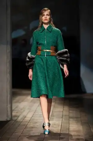 $prada_2013_2014_sonahar_kis_defilesi_modelleri (11).webp