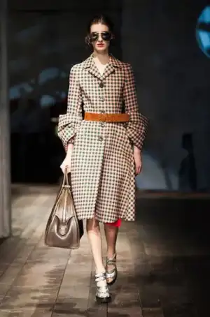 $prada_2013_2014_sonahar_kis_defilesi_modelleri (13).webp