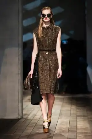 $prada_2013_2014_sonahar_kis_defilesi_modelleri (18).webp