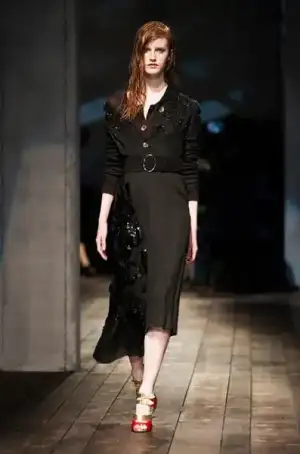 $prada_2013_2014_sonahar_kis_defilesi_modelleri (35).webp