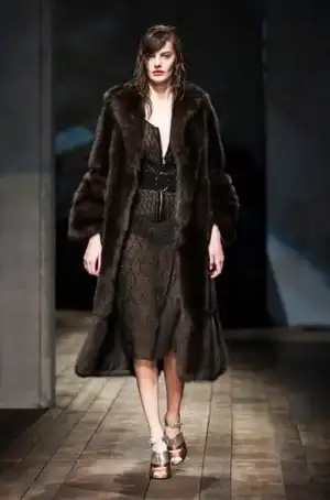 $prada_2013_2014_sonahar_kis_defilesi_modelleri (42).webp