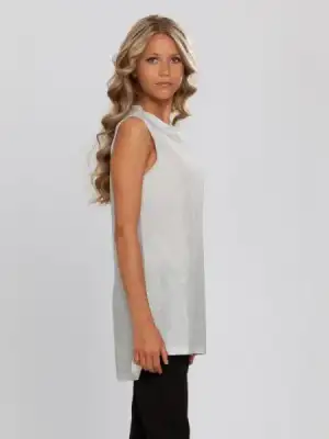 $L_20122-2K8890Z8-752_B.webp