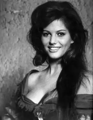$936full-claudia-cardinale.webp