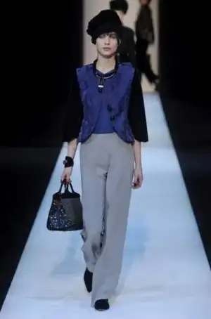 $giorgio_armani_2013_2014_sonbahar_kis_defilesi_modelleri (14).webp