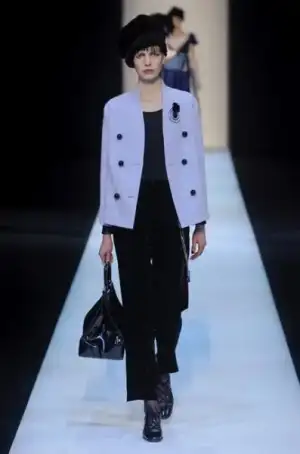 $giorgio_armani_2013_2014_sonbahar_kis_defilesi_modelleri (18).webp