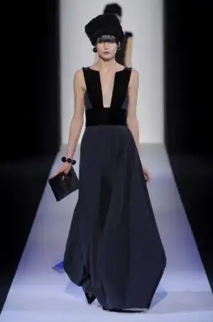 $giorgio_armani_2013_2014_sonbahar_kis_defilesi_modelleri (48).webp