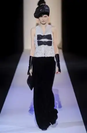 $giorgio_armani_2013_2014_sonbahar_kis_defilesi_modelleri (73).webp