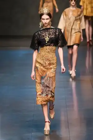 $Dolce_Gabbana_Sonbahar_Kis_2013_2014_modelleri_defilesi_koleksiyonu (5).webp