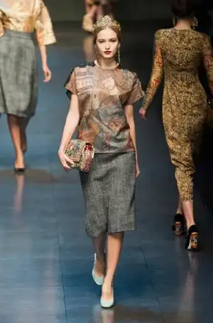 $Dolce_Gabbana_Sonbahar_Kis_2013_2014_modelleri_defilesi_koleksiyonu (9).webp