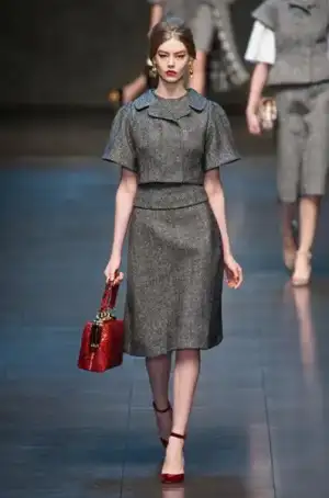 $Dolce_Gabbana_Sonbahar_Kis_2013_2014_modelleri_defilesi_koleksiyonu (22).webp