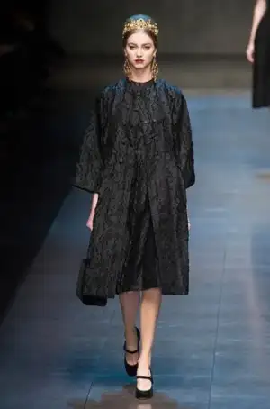 $Dolce_Gabbana_Sonbahar_Kis_2013_2014_modelleri_defilesi_koleksiyonu (26).webp