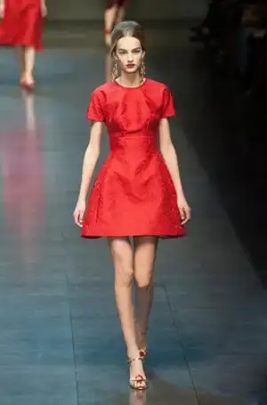 $Dolce_Gabbana_Sonbahar_Kis_2013_2014_modelleri_defilesi_koleksiyonu (56).webp