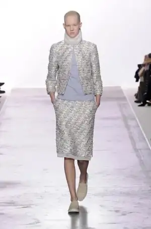 $giambattista_valli_2013_2014_sonbahar_kis_defilesi_modelleri_elbise_koleksiyonu (1).webp