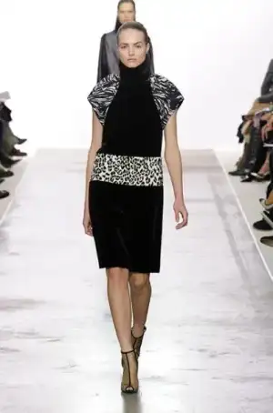 $giambattista_valli_2013_2014_sonbahar_kis_defilesi_modelleri_elbise_koleksiyonu (24).webp