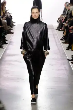 $giambattista_valli_2013_2014_sonbahar_kis_defilesi_modelleri_elbise_koleksiyonu (25).webp