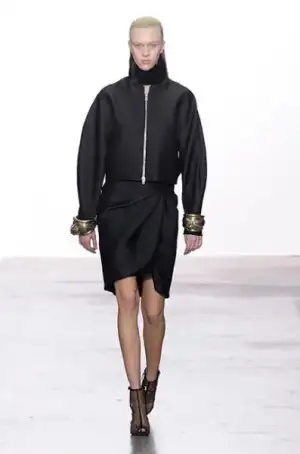$giambattista_valli_2013_2014_sonbahar_kis_defilesi_modelleri_elbise_koleksiyonu (29).webp