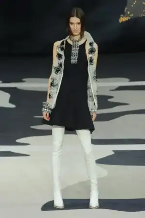 $Chanel_sonbahar_kis_2013_2014_moda_delife_koleksiyon (1).webp