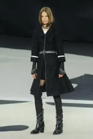 $Chanel_sonbahar_kis_2013_2014_moda_delife_koleksiyon (63).webp