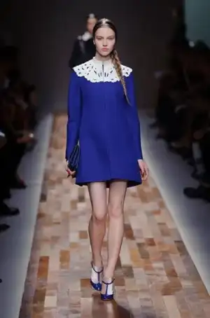 $valentino_sonbahar_kis_2013_2014_defilesi_modelleri_moda_koleksiyonu (3).webp