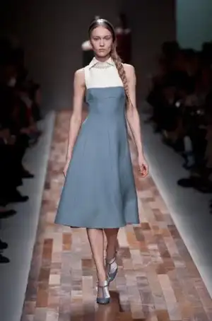 $valentino_sonbahar_kis_2013_2014_defilesi_modelleri_moda_koleksiyonu (25).webp