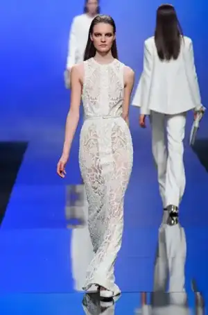 $elie_saab_sonbahar_kis_ 2013_2014_defilesi_modelleri_moda_koleksiyonu (37).webp