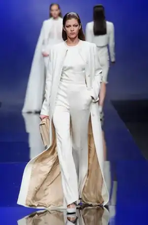 $elie_saab_sonbahar_kis_ 2013_2014_defilesi_modelleri_moda_koleksiyonu (38).webp