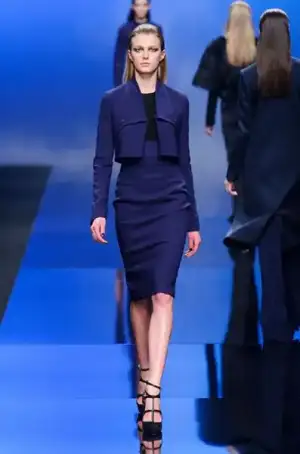 $elie_saab_sonbahar_kis_ 2013_2014_defilesi_modelleri_moda_koleksiyonu (51).webp