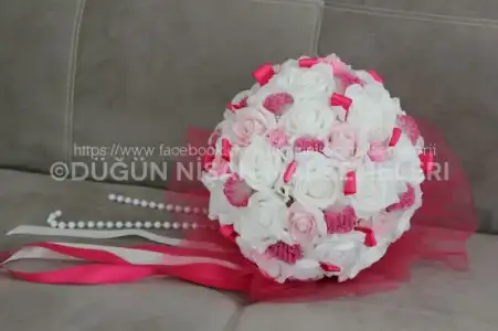 $pembe &#231;i&#231;ek.webp