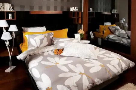 $days in colours nev.tak&#305;m&#305;.webp