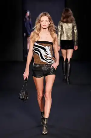 $zadig_voltaire_2013_2014_defile_modelleri_moda_koleksiyon (20).webp