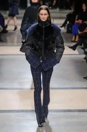 $sacai_sonbahar_kis_2013_2014_modelleri_defilesi_koleksiyonu (7).webp