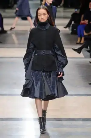 $sacai_sonbahar_kis_2013_2014_modelleri_defilesi_koleksiyonu (8).webp