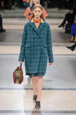 $sacai_sonbahar_kis_2013_2014_modelleri_defilesi_koleksiyonu (12).webp
