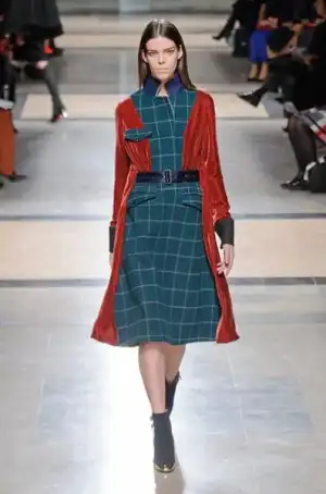 $sacai_sonbahar_kis_2013_2014_modelleri_defilesi_koleksiyonu (15).webp
