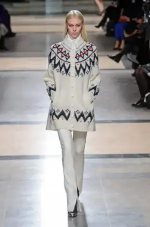 $sacai_sonbahar_kis_2013_2014_modelleri_defilesi_koleksiyonu (23).webp