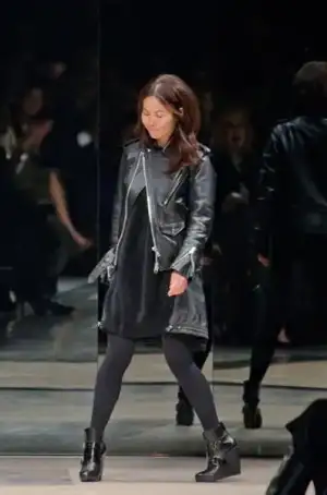 $sacai_sonbahar_kis_2013_2014_modelleri_defilesi_koleksiyonu (33).webp