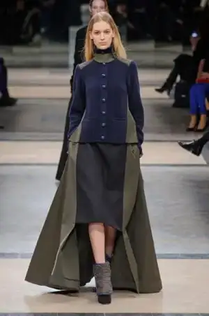 $sacai_sonbahar_kis_2013_2014_modelleri_defilesi_koleksiyonu (37).webp