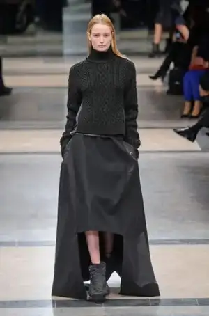 $sacai_sonbahar_kis_2013_2014_modelleri_defilesi_koleksiyonu (38).webp