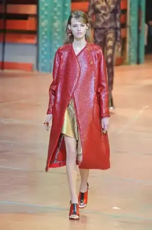 $kenzo_sonbahar_kis_2013_2014_defilesi_modelleri_modasi (3).webp